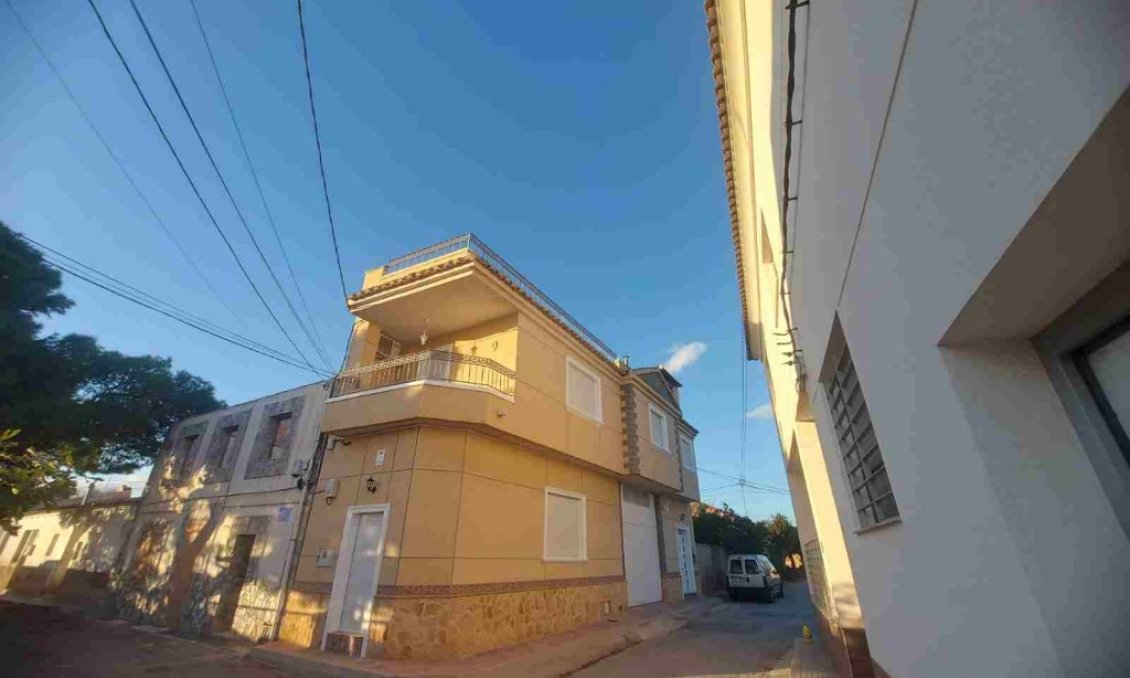 Segunda mano - Town House -
Orihuela - Inland