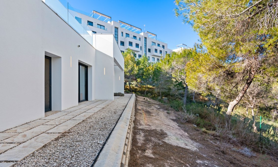 Segunda mano - Villa -
Las Colinas Golf - Costa Blanca