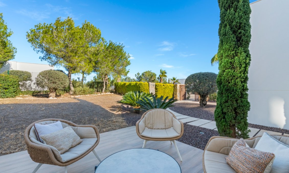 Segunda mano - Villa -
Las Colinas Golf - Costa Blanca