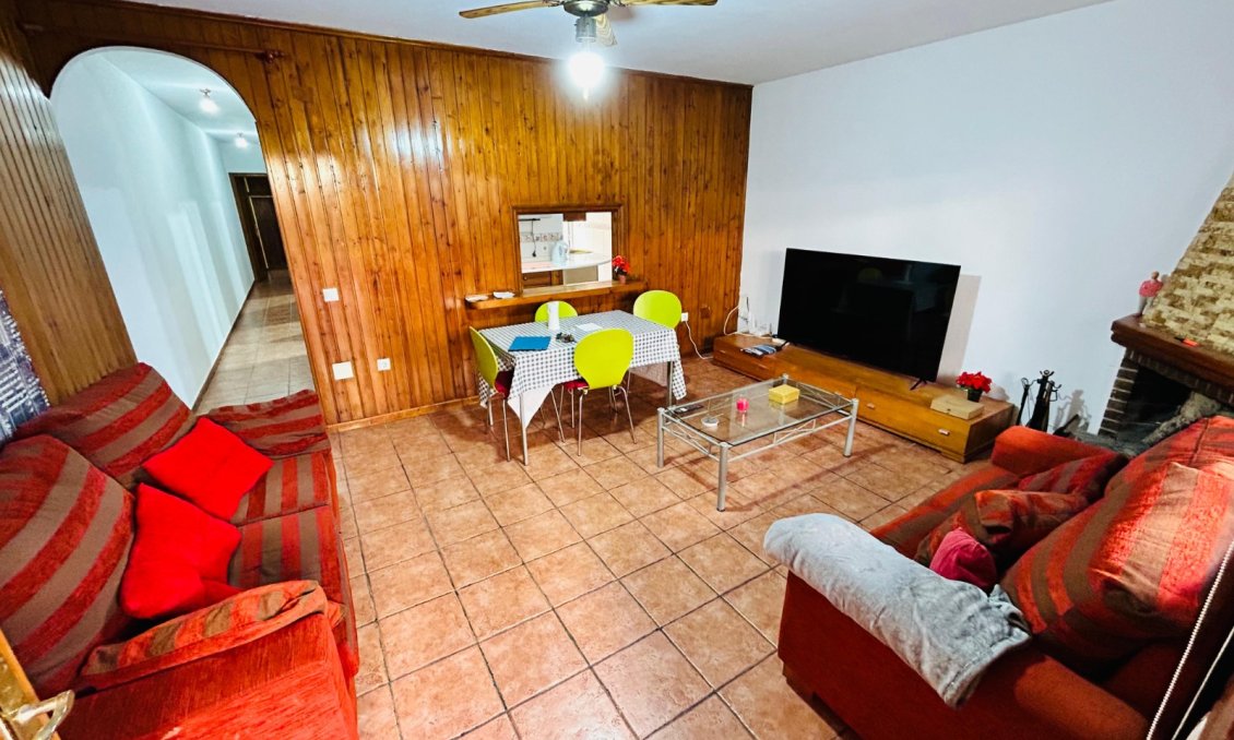 Wiederverkauf - Villa -
Torrevieja - Costa Blanca