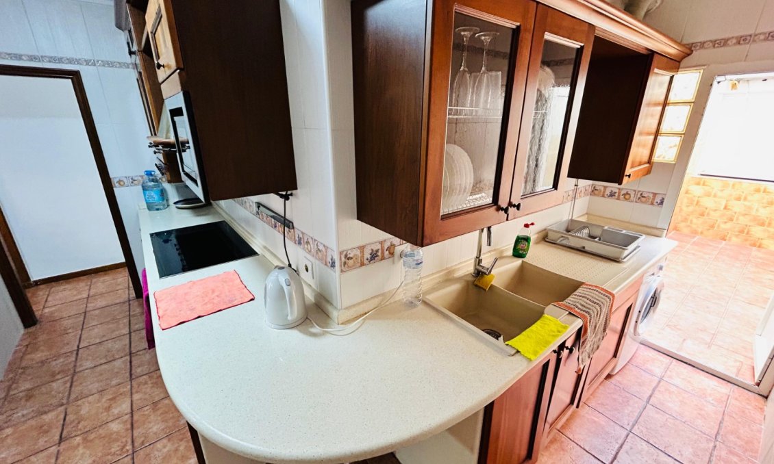 Wiederverkauf - Villa -
Torrevieja - Costa Blanca