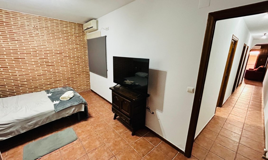 Wiederverkauf - Villa -
Torrevieja - Costa Blanca
