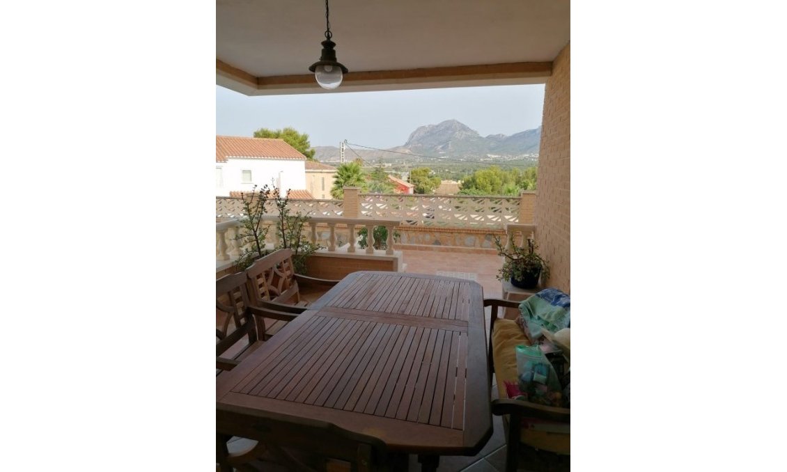 Segunda mano - Villa -
Benidorm - Costa Blanca
