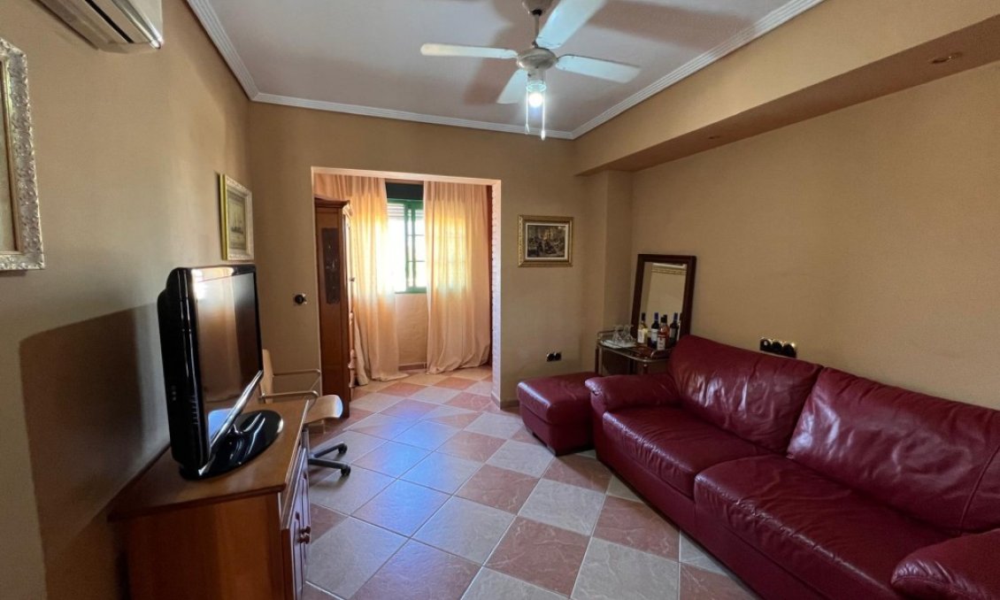 Segunda mano - Villa -
Benidorm - Costa Blanca