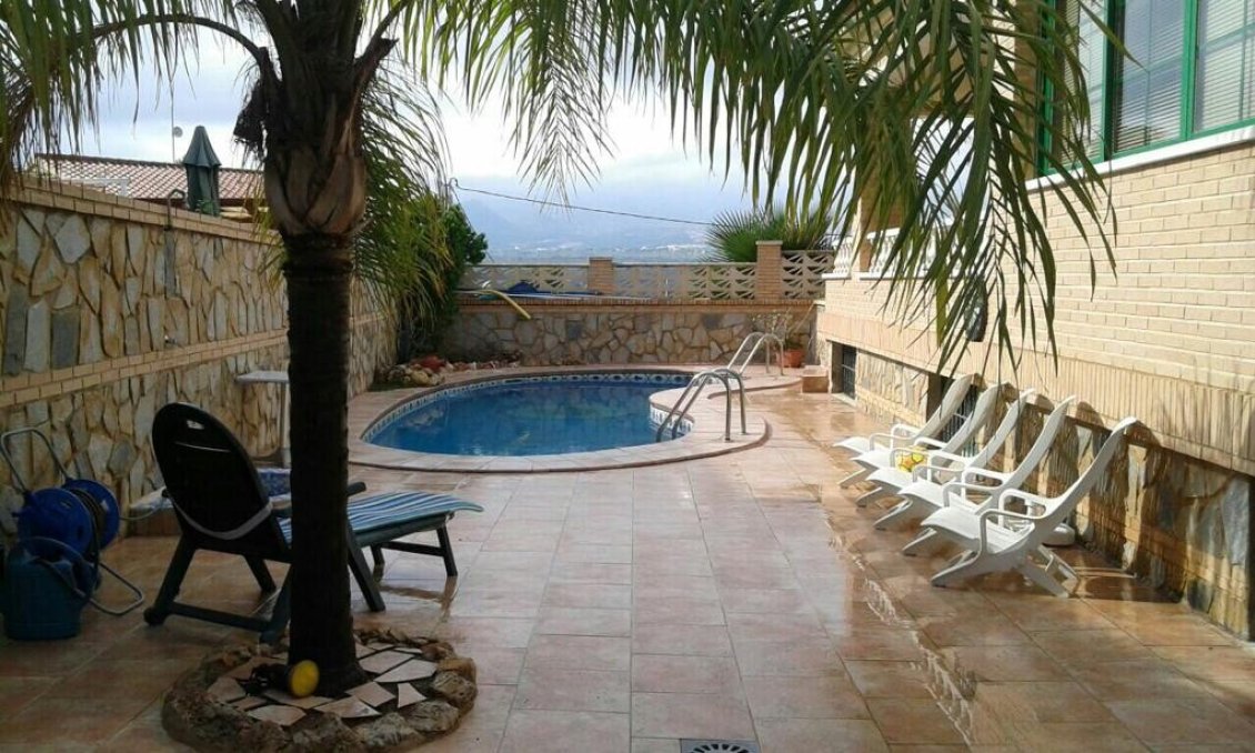 Segunda mano - Villa -
Benidorm - Costa Blanca