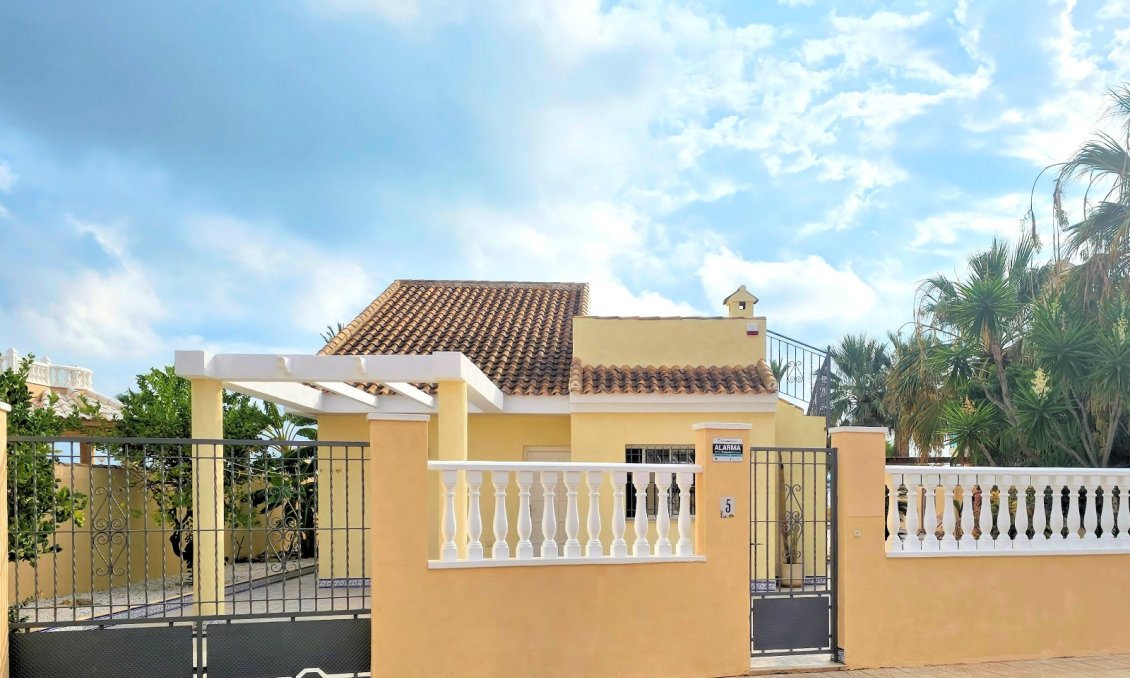 Segunda mano - Villa -
Los Urrutias - Costa Calida