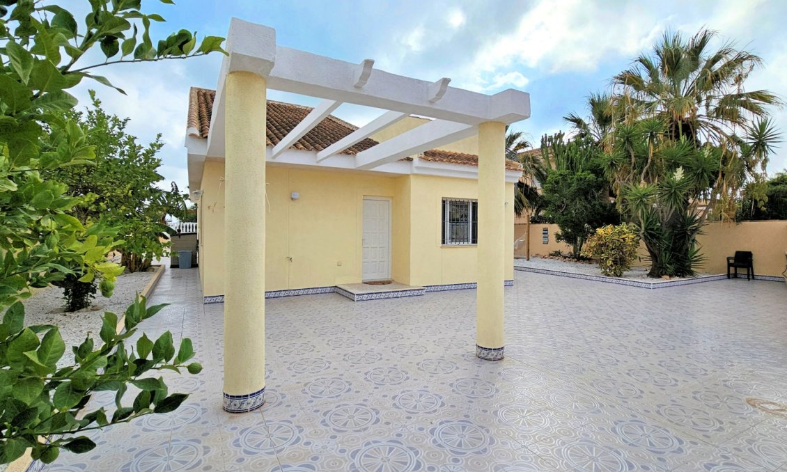 Segunda mano - Villa -
Los Urrutias - Costa Calida