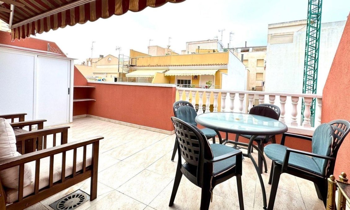 Segunda mano - Ático -
Torrevieja