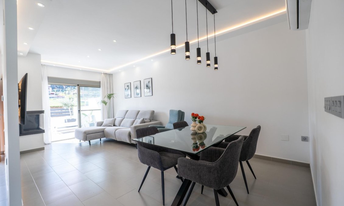 Segunda mano - Semi Detached -
Bigastro - Comunidad Valenciana