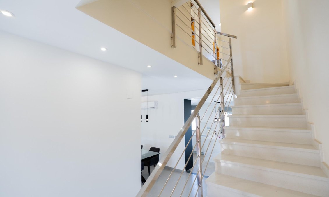 Segunda mano - Semi Detached -
Bigastro - Comunidad Valenciana