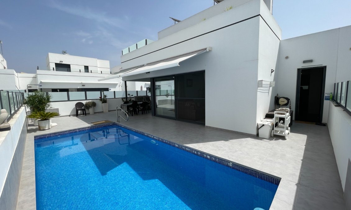 Segunda mano - Town House -
Dolores - Costa Blanca
