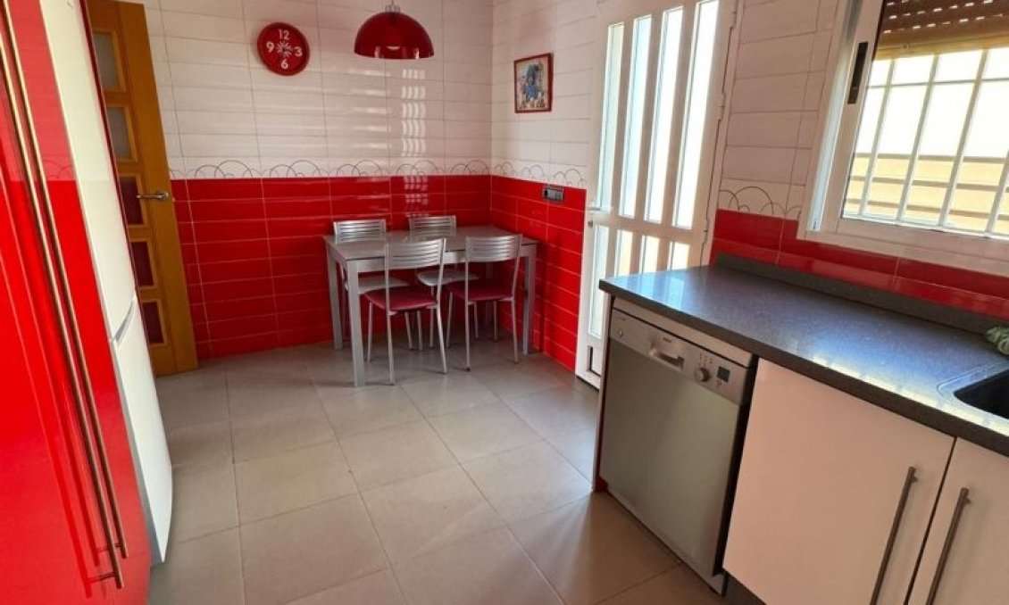 Segunda mano - Villa -
Torrevieja - Costa Blanca