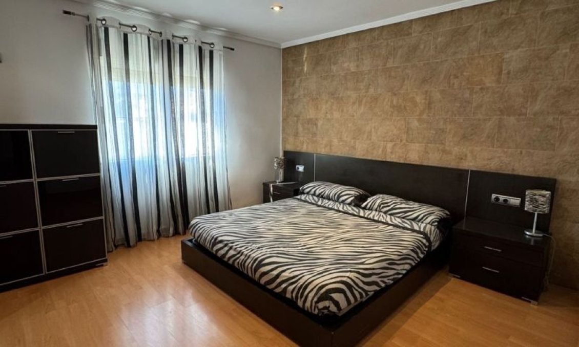 Segunda mano - Villa -
Torrevieja - Costa Blanca
