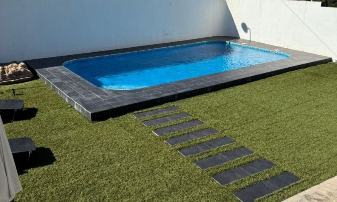 Segunda mano - Villa -
Torrevieja - Costa Blanca