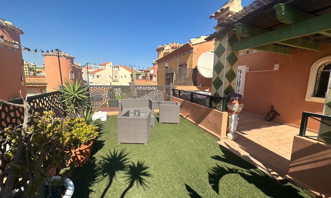 Segunda mano - Villa -
Orihuela - Inland