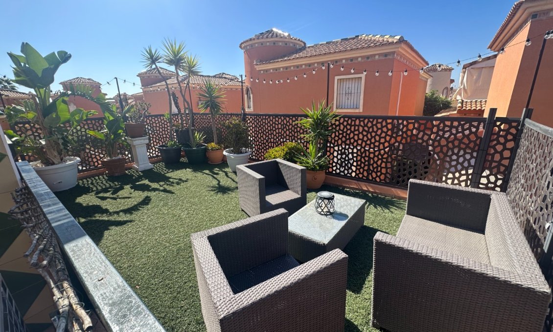 Segunda mano - Villa -
Orihuela - Inland