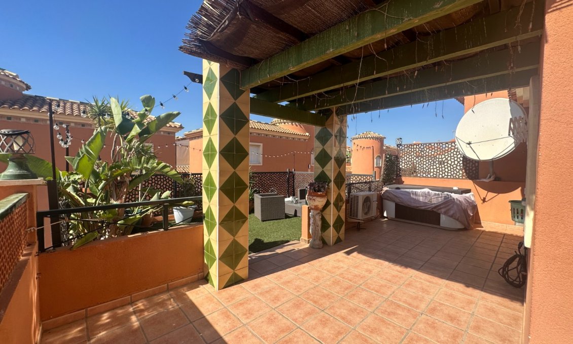 Segunda mano - Villa -
Orihuela - Inland