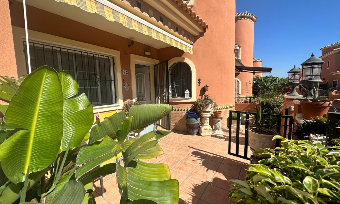 Segunda mano - Villa -
Orihuela - Inland