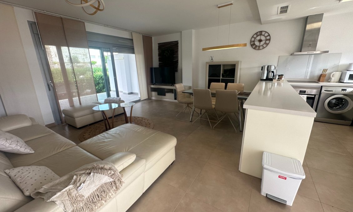 Revente - Appartement -
Orihuela - Inland