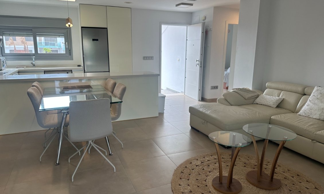 Revente - Appartement -
Orihuela - Inland