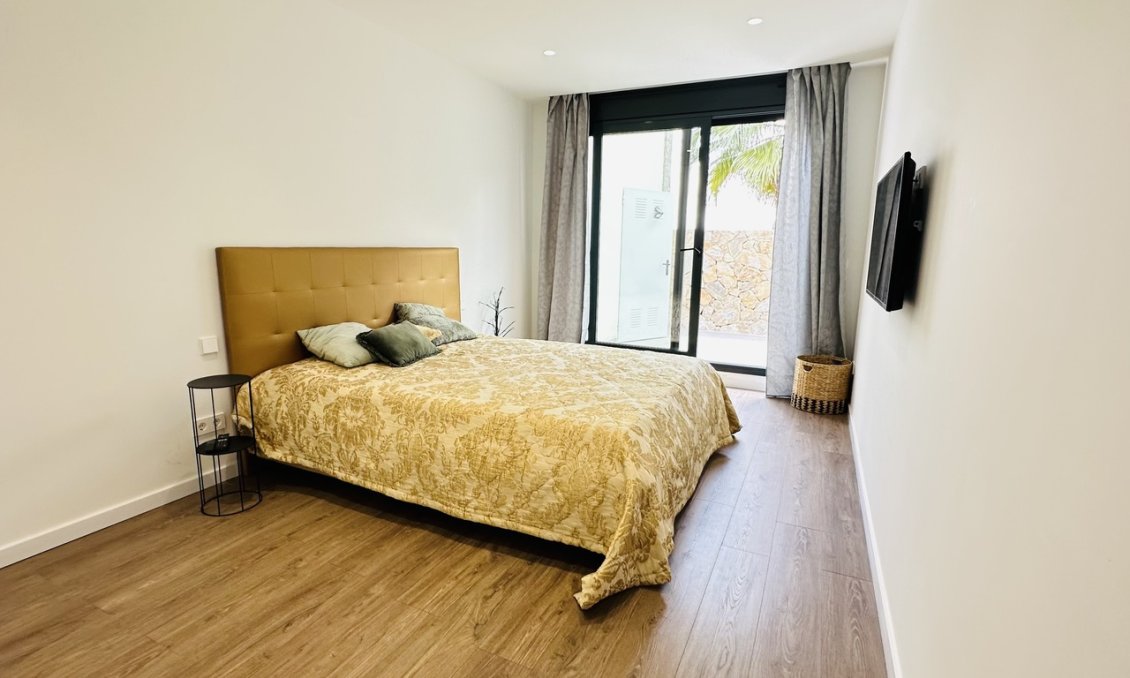 Segunda mano - Villa -
Las Colinas Golf - Costa Blanca
