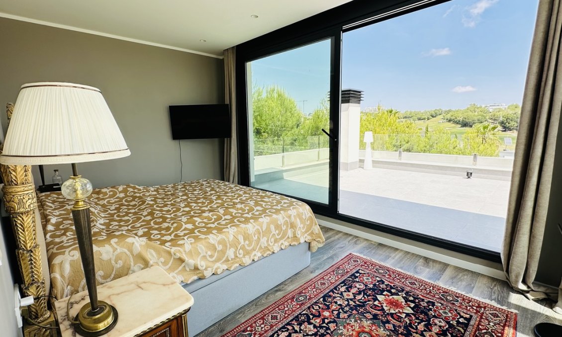 Segunda mano - Villa -
Las Colinas Golf - Costa Blanca