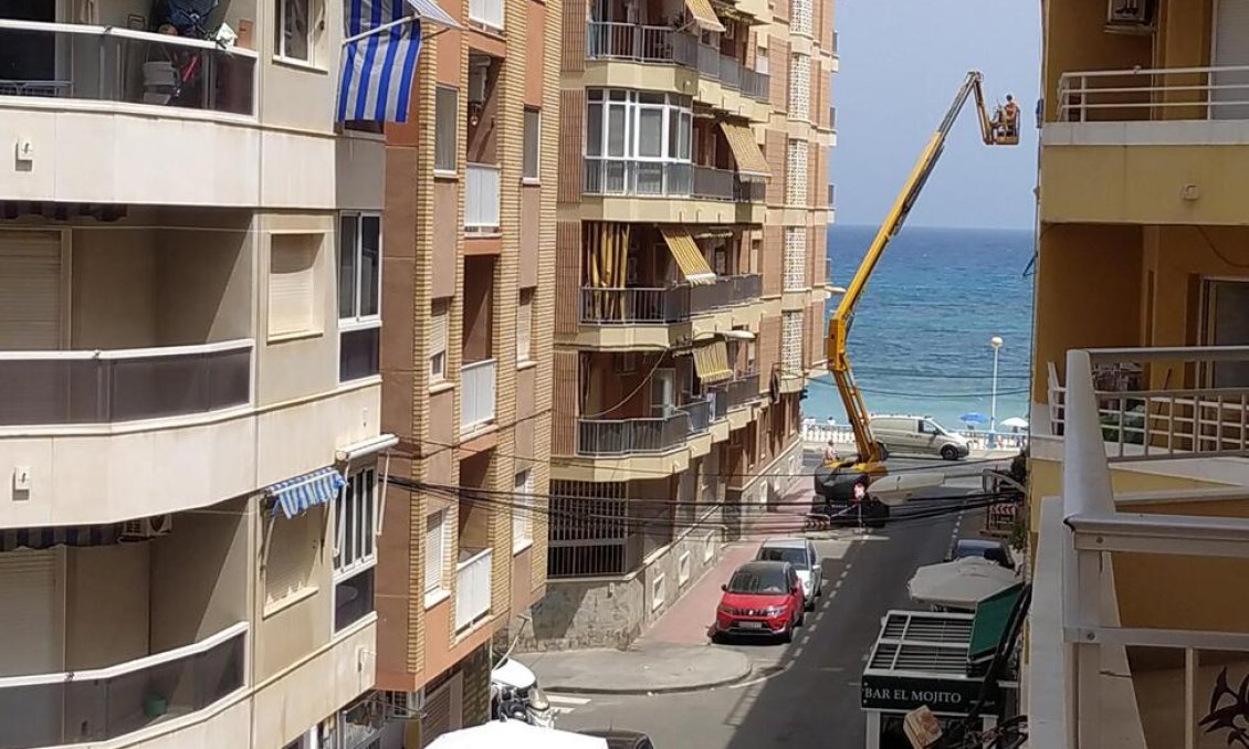 Segunda mano - Apartamento -
Torrevieja - Los Locos
