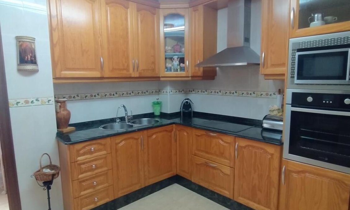 Segunda mano - Apartamento -
Torrevieja - Los Locos