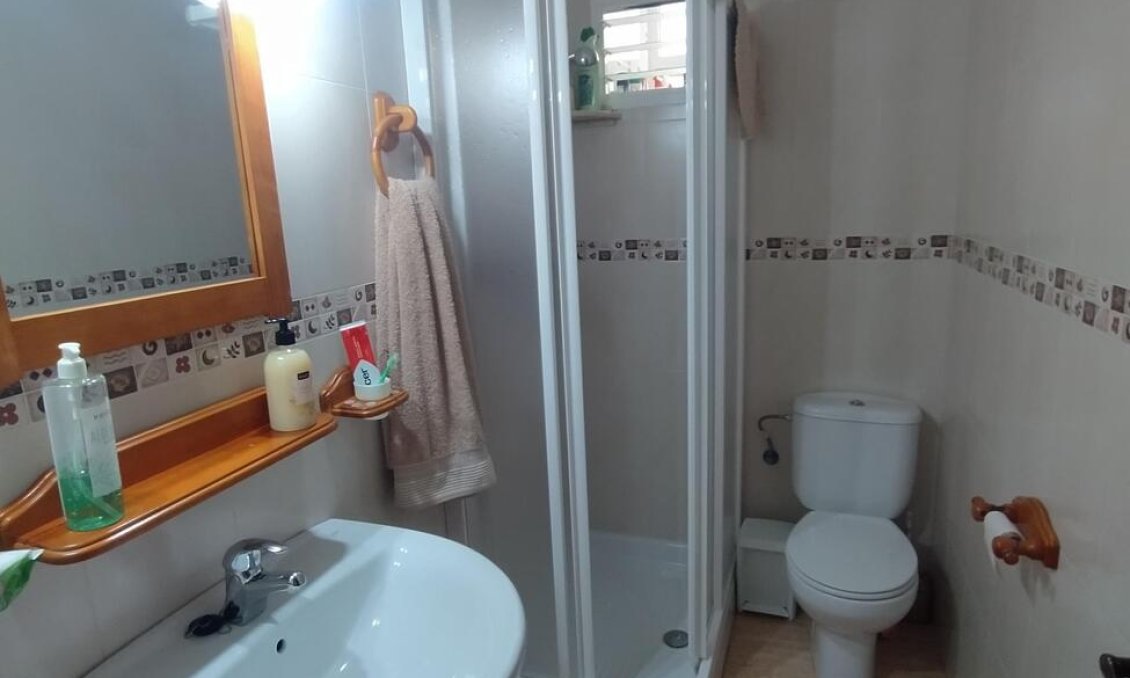 Segunda mano - Apartamento -
Torrevieja - Los Locos