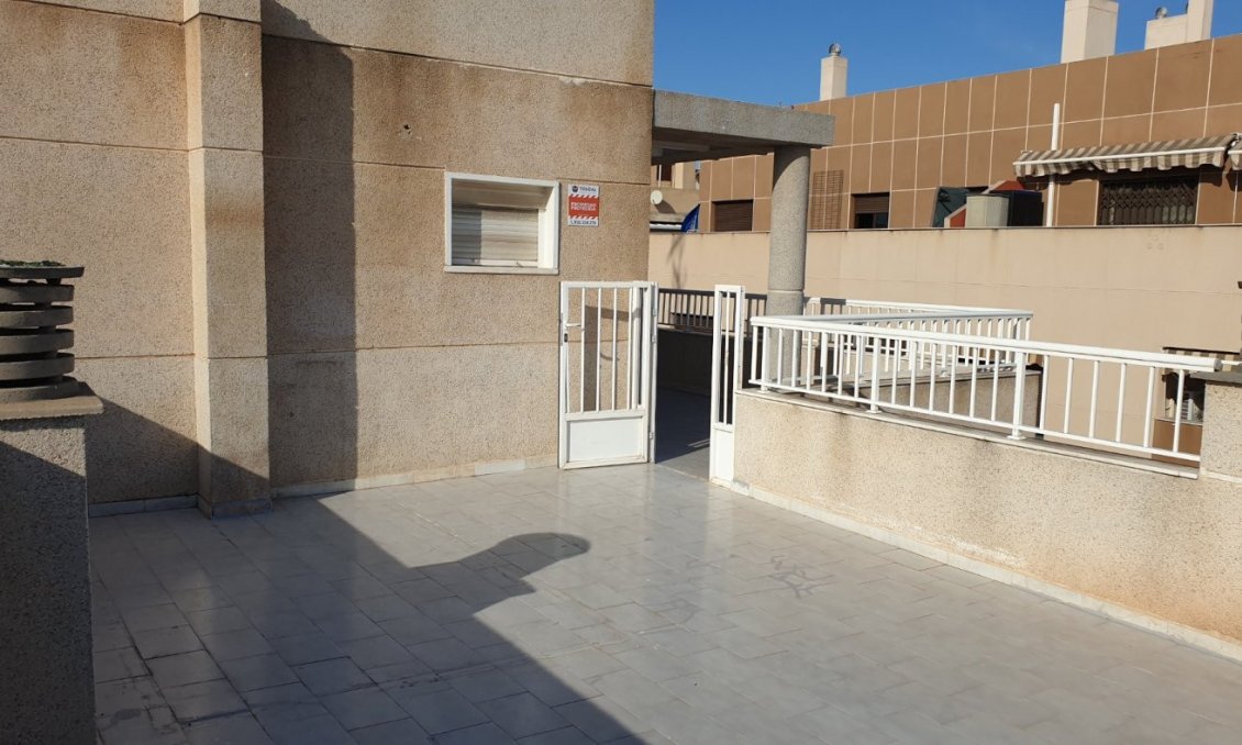 Segunda mano - Ático -
Torrevieja - Centro
