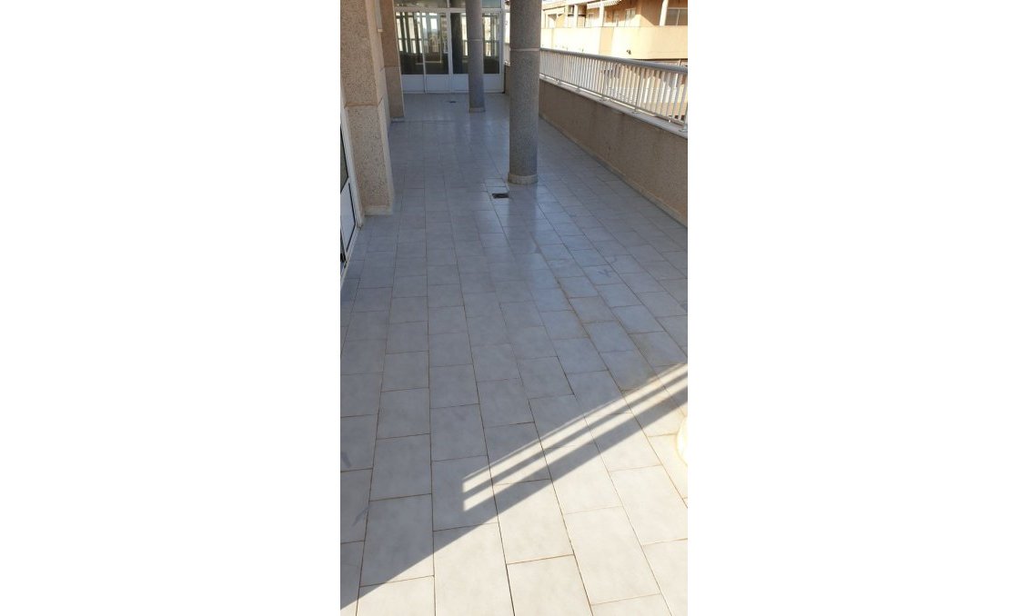 Segunda mano - Ático -
Torrevieja - Centro
