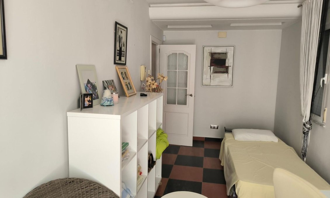 Segunda mano - Villa -
Torrevieja - La Siesta