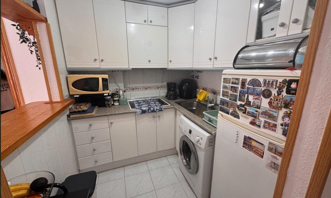 Segunda mano - Apartamento -
Torrevieja - Los Europeos
