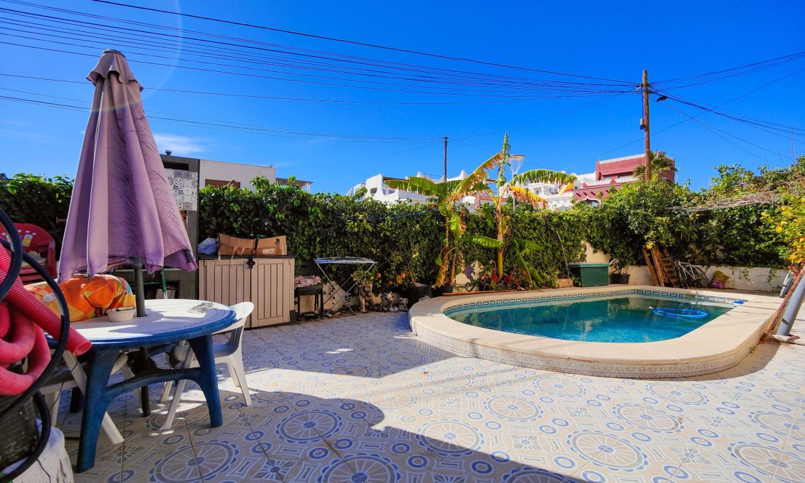 Wiederverkauf - Semi Detached -
San Miguel de Salinas - Inland
