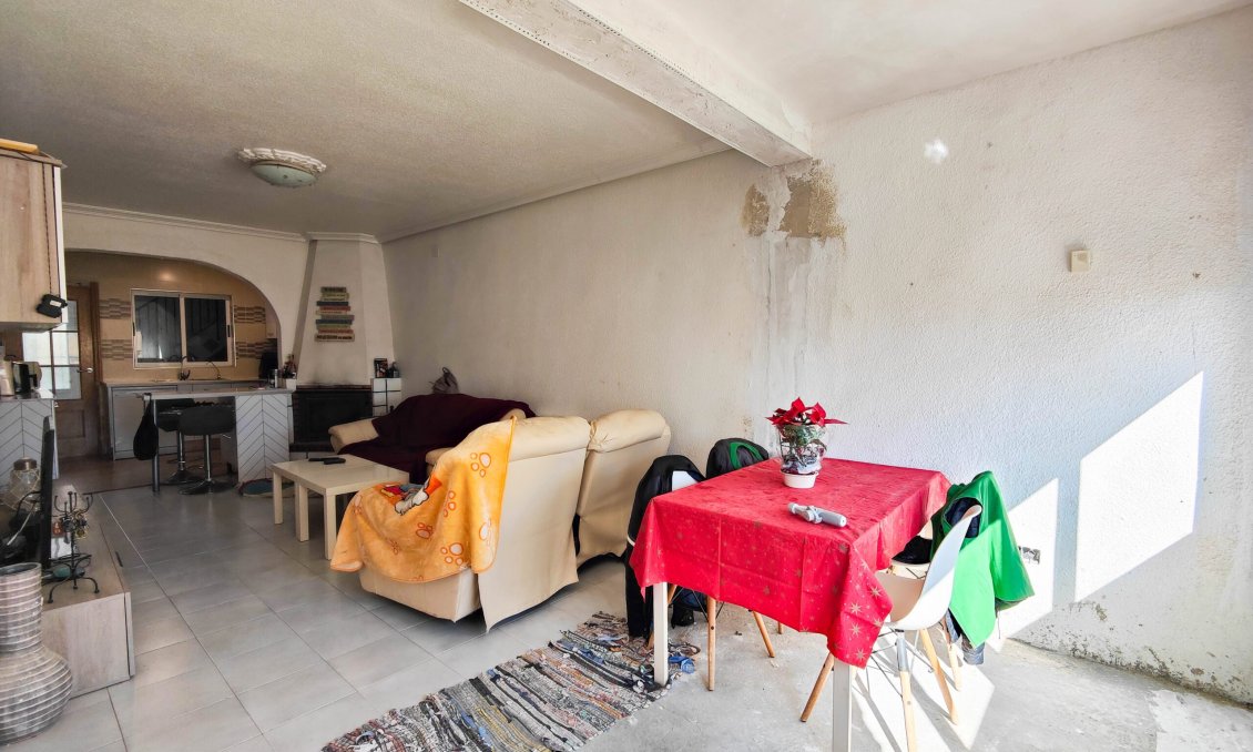 Wiederverkauf - Semi Detached -
San Miguel de Salinas - Inland
