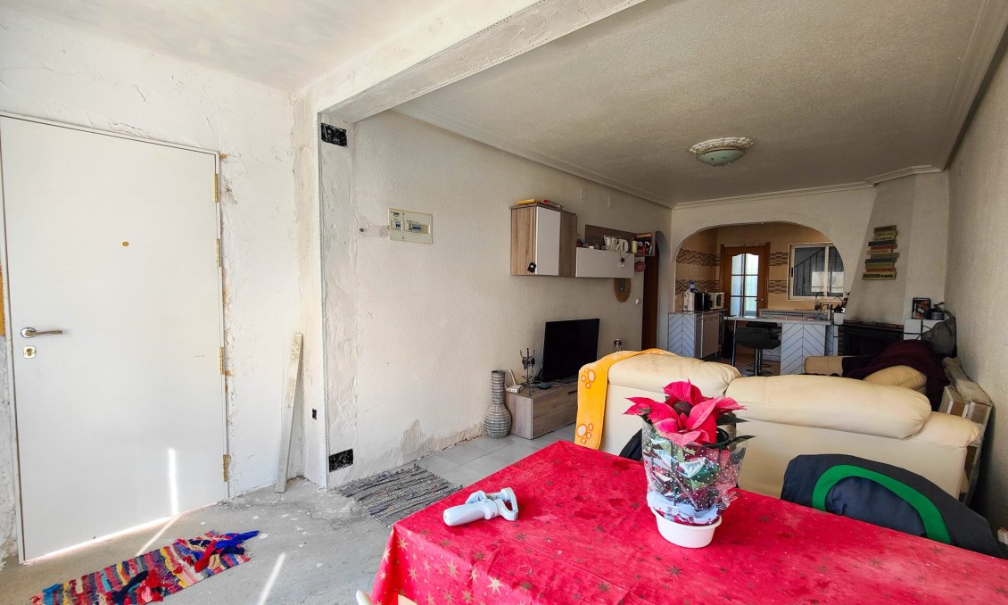 Wiederverkauf - Semi Detached -
San Miguel de Salinas - Inland
