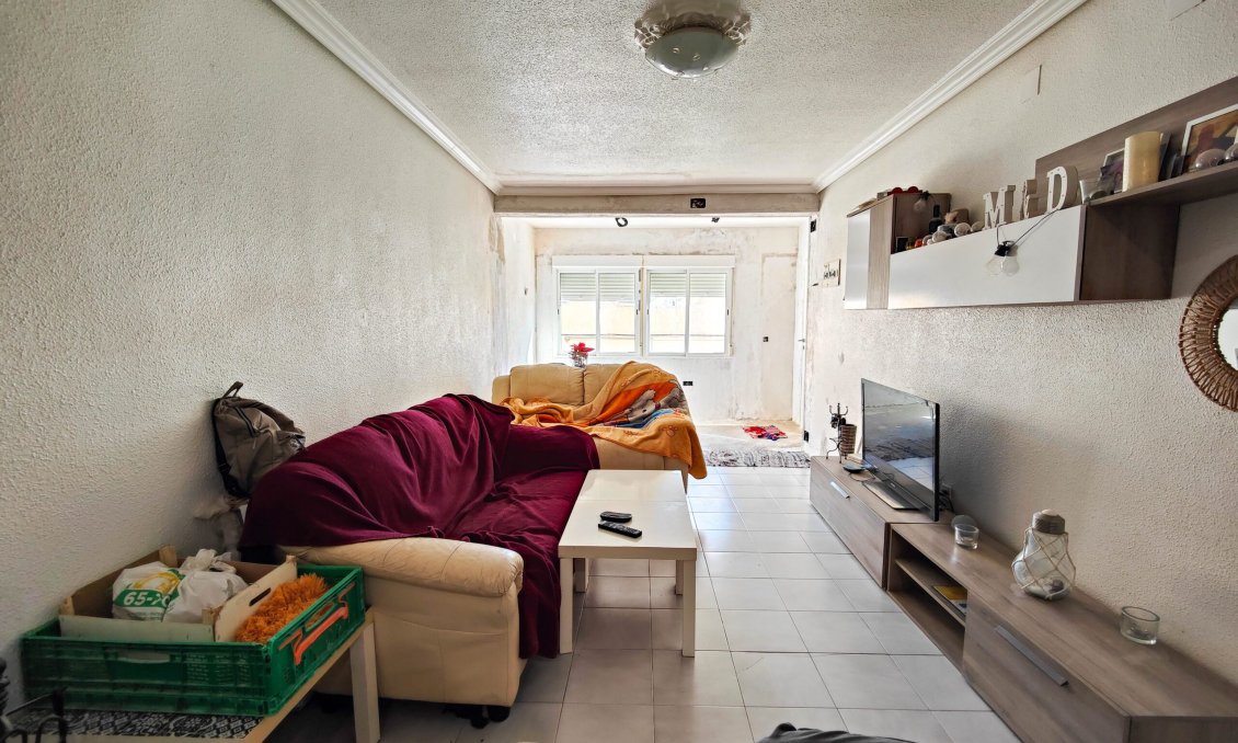 Wiederverkauf - Semi Detached -
San Miguel de Salinas - Inland