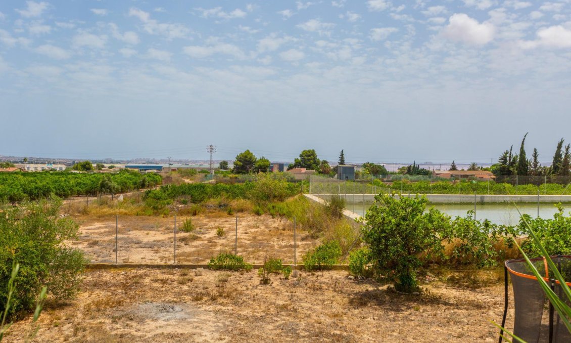 Segunda mano - Villa -
Los Montesinos - Costa Blanca