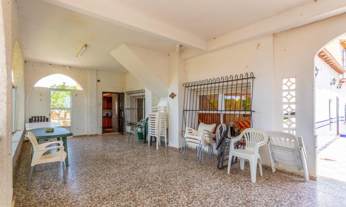 Segunda mano - Villa -
Los Montesinos - Costa Blanca