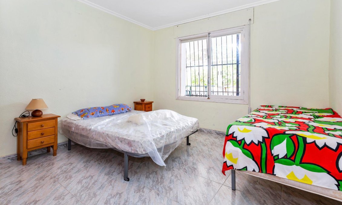 Segunda mano - Villa -
Los Montesinos - Costa Blanca