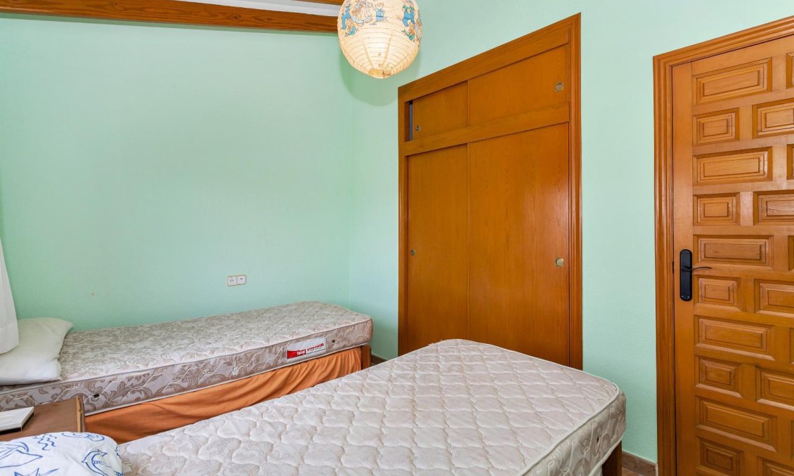 Segunda mano - Villa -
Los Montesinos - Costa Blanca