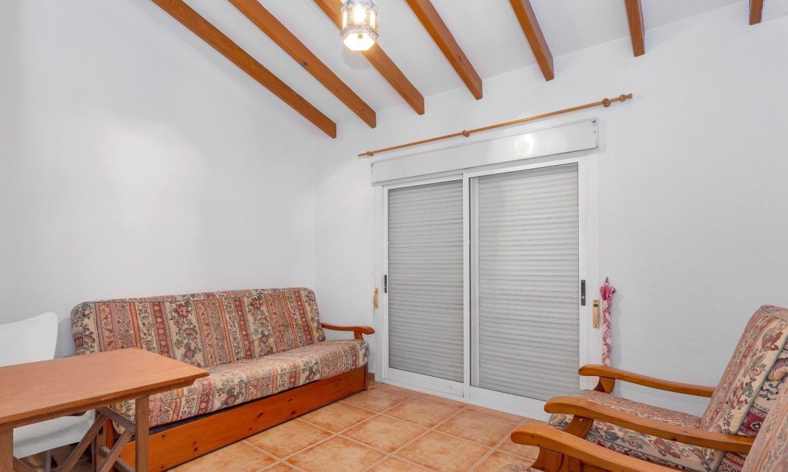 Segunda mano - Villa -
Los Montesinos - Costa Blanca