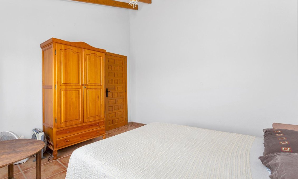 Segunda mano - Villa -
Los Montesinos - Costa Blanca