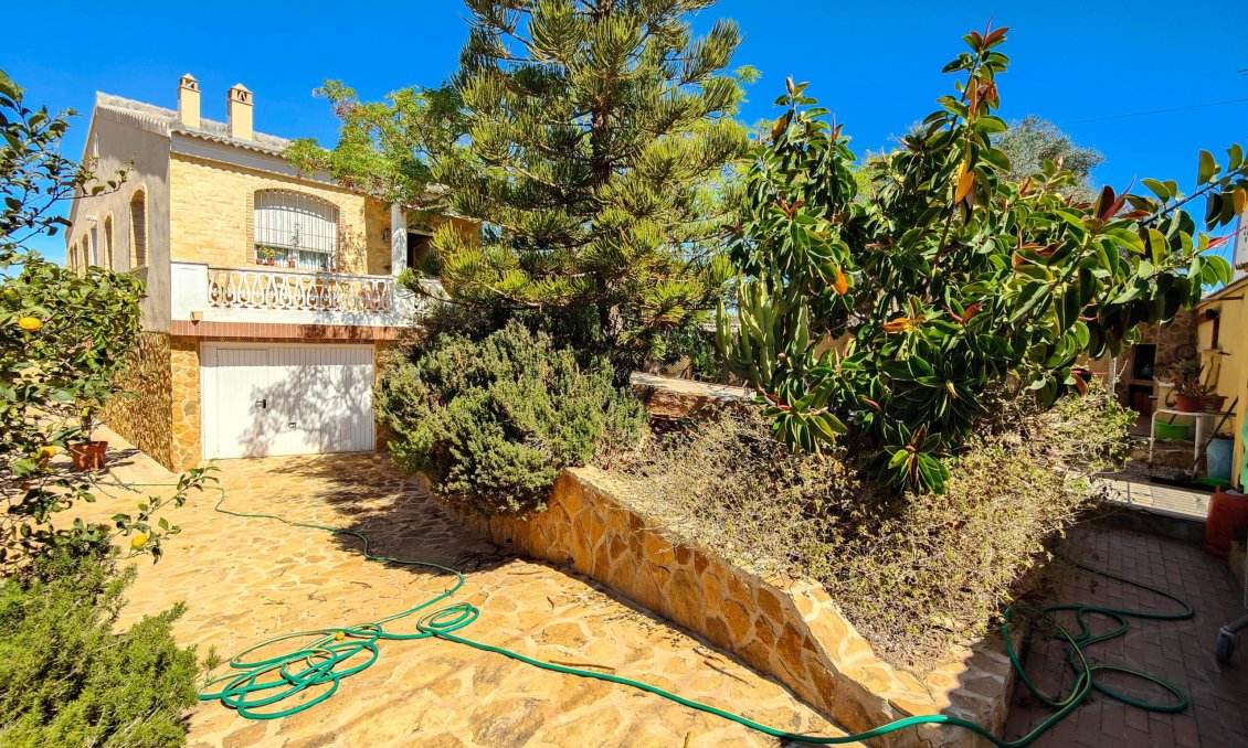 Segunda mano - Villa -
Torrevieja - Costa Blanca