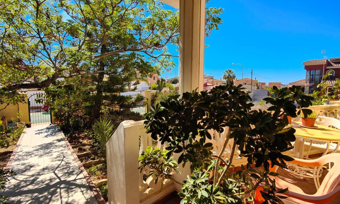 Segunda mano - Villa -
Torrevieja - Costa Blanca