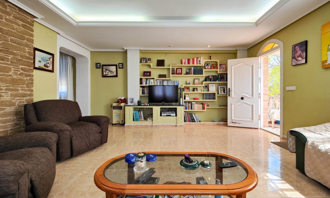 Segunda mano - Villa -
Torrevieja - Costa Blanca