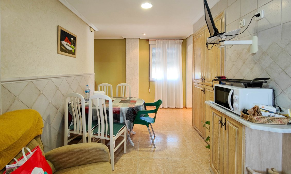 Segunda mano - Villa -
Torrevieja - Costa Blanca