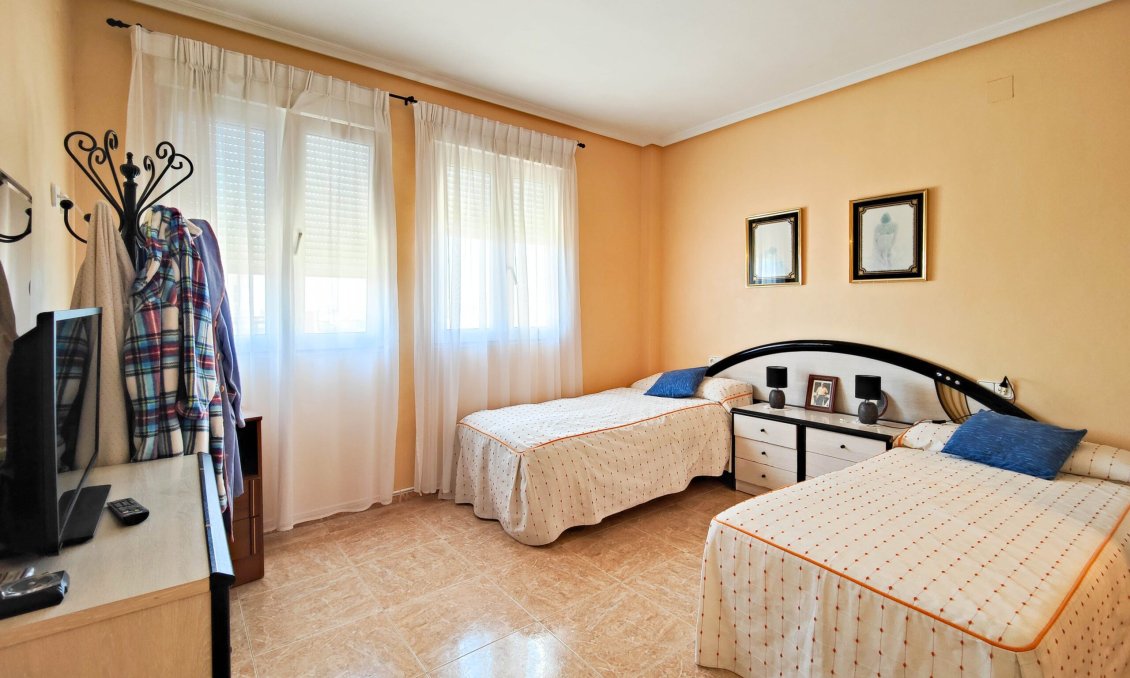 Segunda mano - Villa -
Torrevieja - Costa Blanca