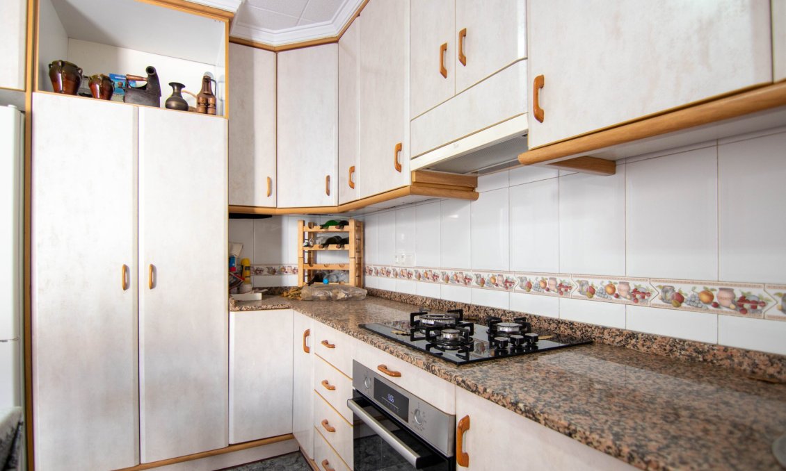 Segunda mano - Bungalow -
Torrevieja - Costa Blanca