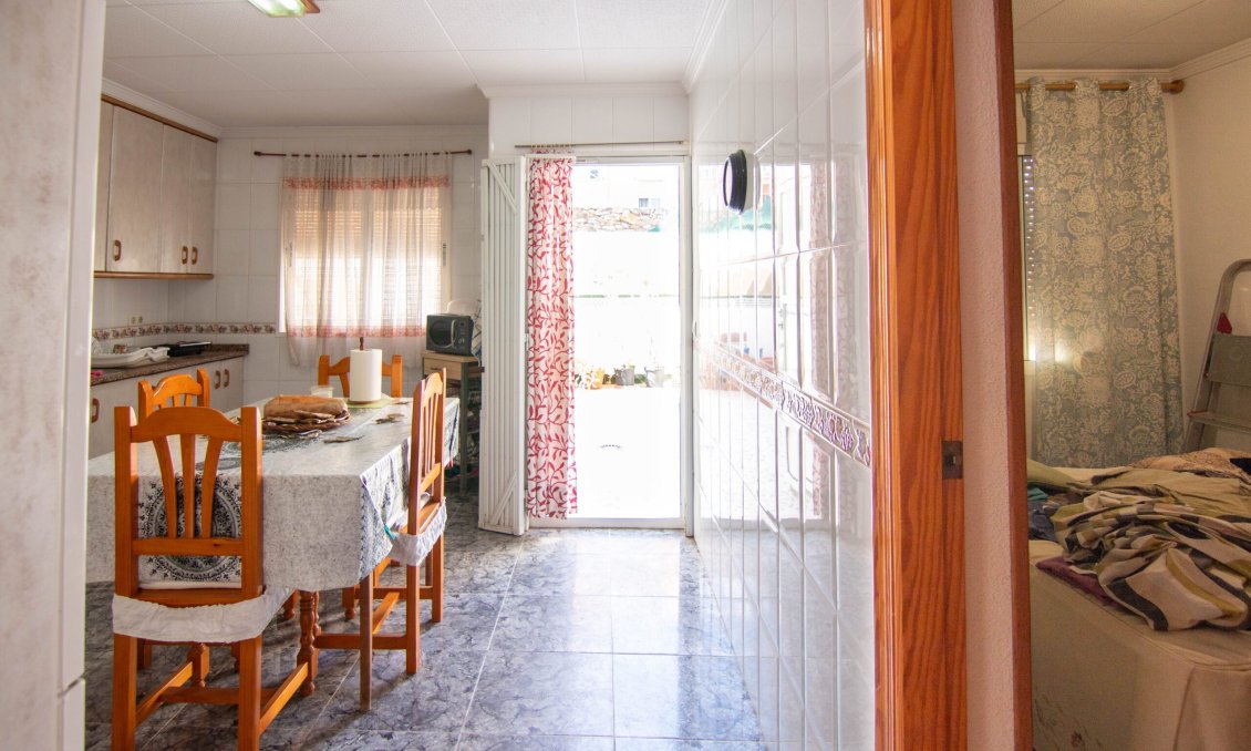 Segunda mano - Bungalow -
Torrevieja - Costa Blanca